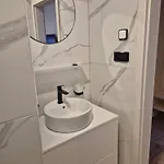 Apartmánové S Bazénem Apartman