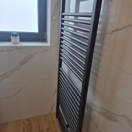 Apartmanove S Bazenem