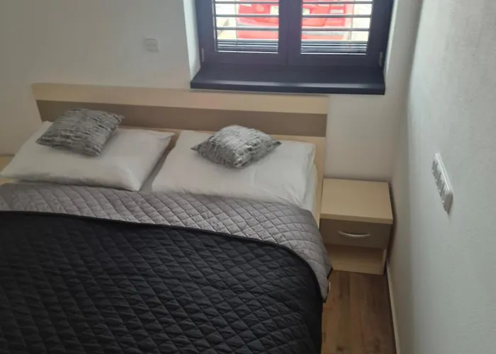 Apartmanove S Bazenem Apartment